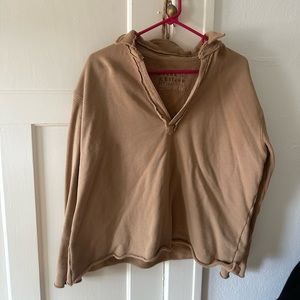 Frank & Eileen Popover Henley in Camel - Triple Fleece